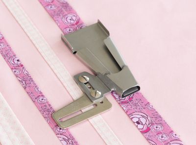 (4o0) Baby Lock Beltestroppbretter 1 1/2 inch Gr.9/Gr.11/Gr.12