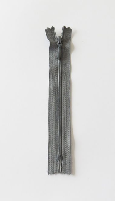 Hovedbilde YKK 4MM SPIRAL, FAST F. GRÅ 15 CM