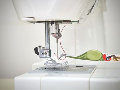 Pinsett m hakkespett 12cm 